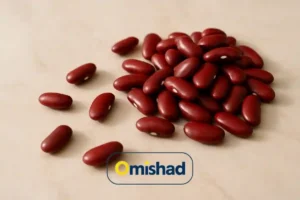 لوبیا قرمز خمین عمده 5 کیلویی 2 لوبیا قرمز خمین عمده 5 کیلویی امیشاد با دانههای براق و یکنواخت روی سطح کرمی روشن در نور طبیعی.